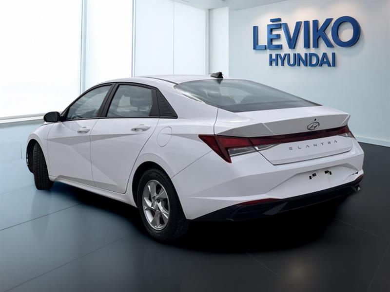 hyundai Elantra 2022 - 3