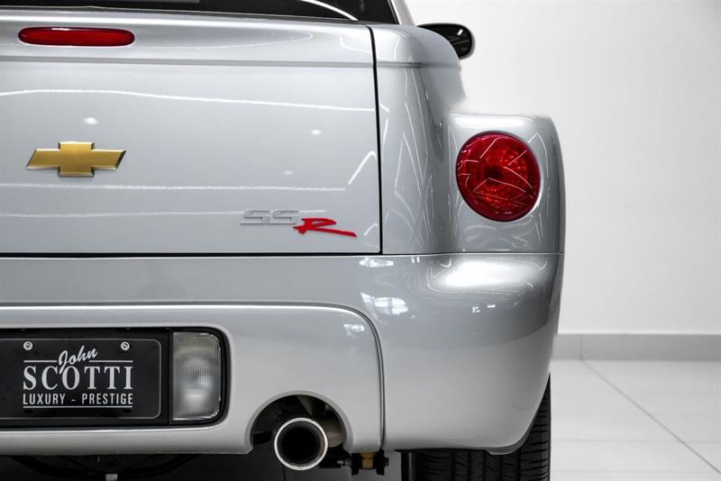 chevrolet SSR 2004 - 13
