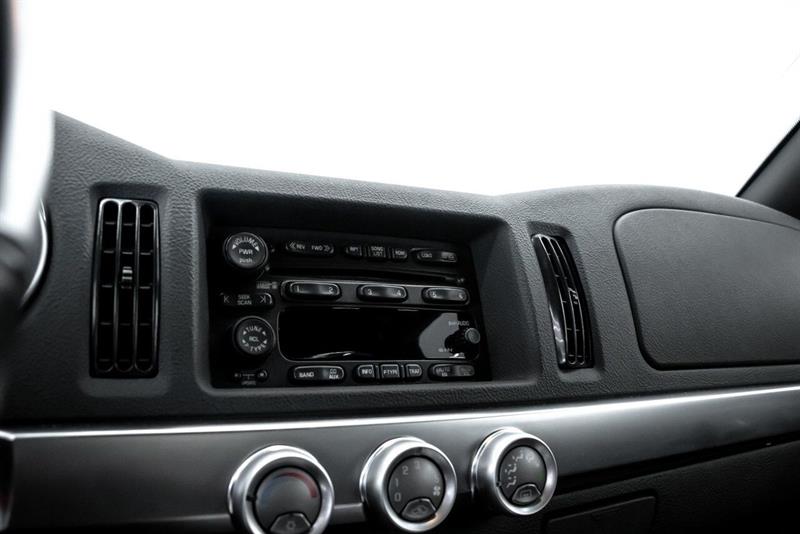 chevrolet SSR 2004 - 24