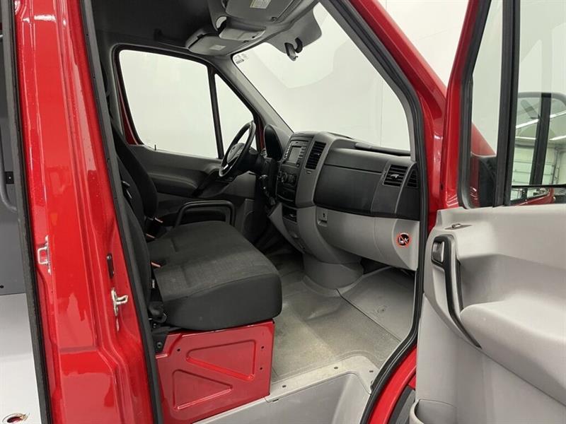 mercedes-benz Sprinter Cargo Vans 2017 - 9