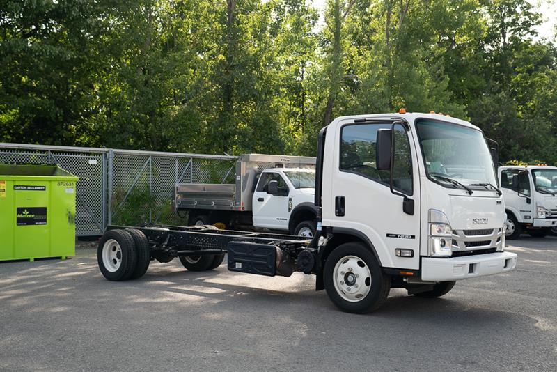 isuzu NRR 2024 - 2