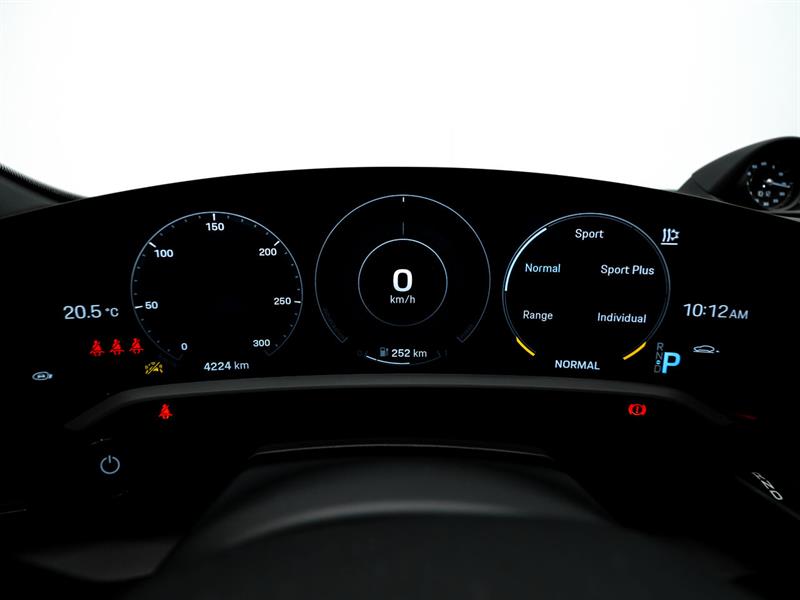 porsche Taycan 2021 - 9
