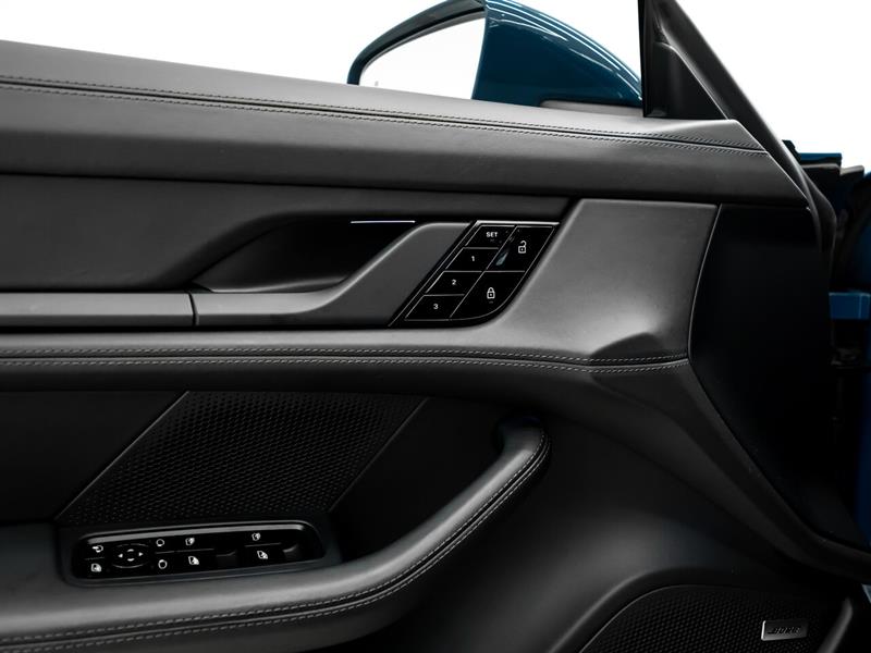 porsche Taycan 2021 - 17