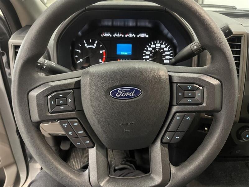 ford Super Duty F-550 2022 - 14
