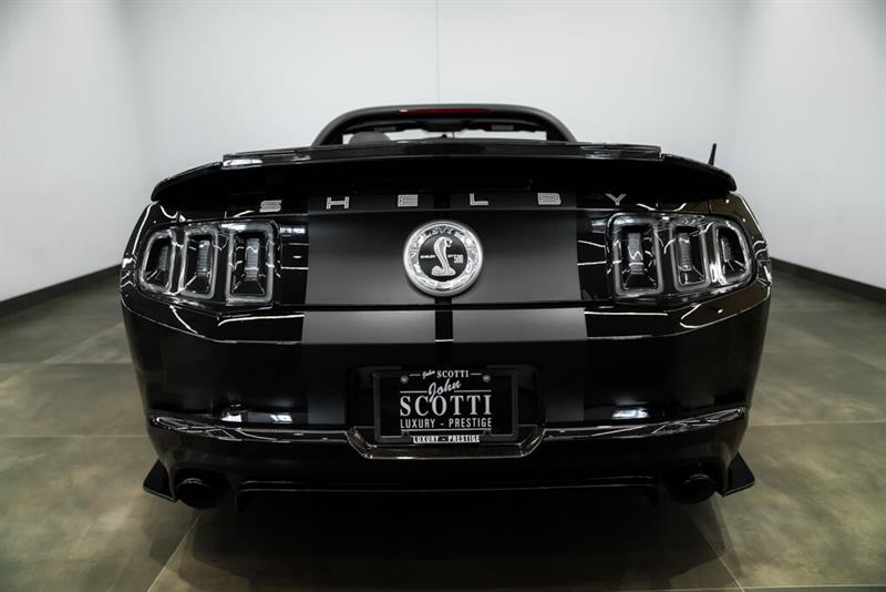 ford Mustang 2010 - 7
