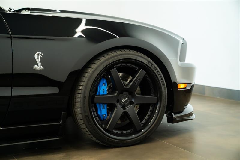 ford Mustang 2010 - 9