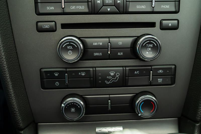 ford Mustang 2010 - 28