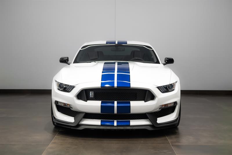 ford Mustang 2016