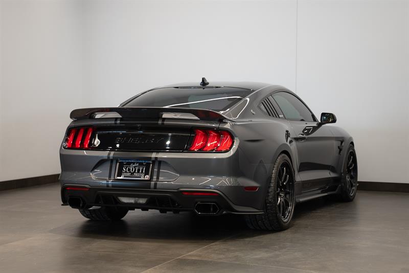 ford Mustang 2021 - 4
