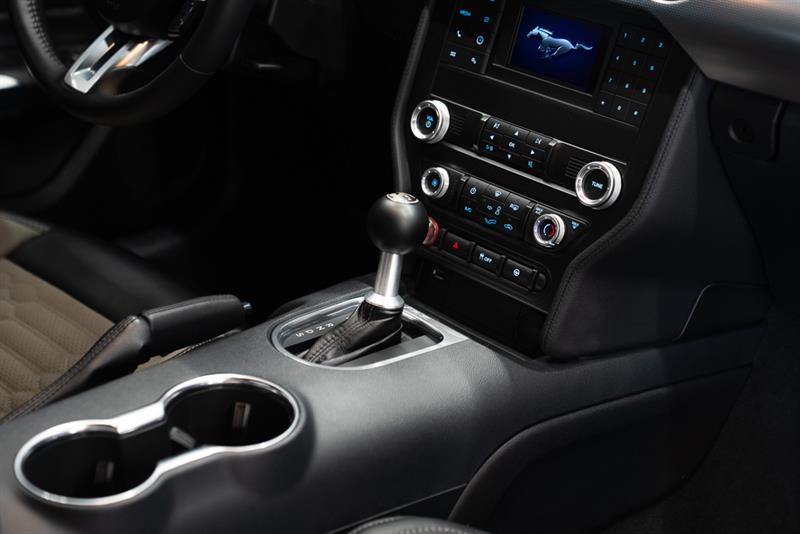ford Mustang 2021 - 29