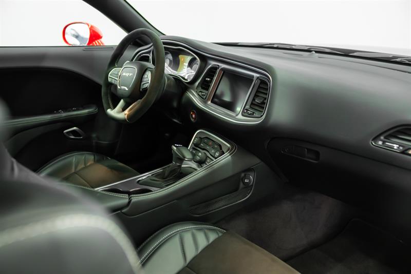 dodge Challenger 2018 - 13