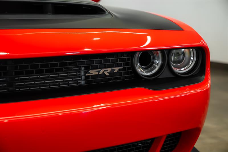 dodge Challenger 2018 - 24