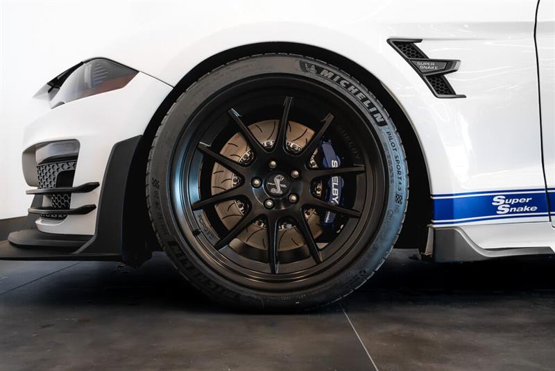ford Mustang 2021 - 13