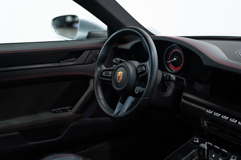 porsche 911 2022 - 12