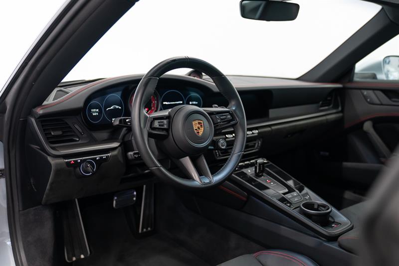 porsche 911 2022 - 13