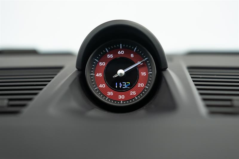 porsche 911 2022 - 19