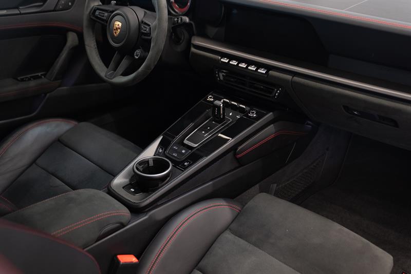porsche 911 2023 - 15