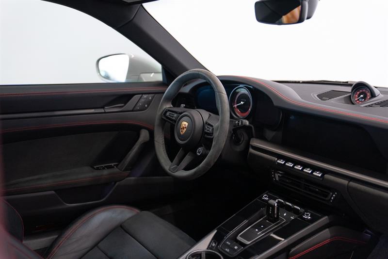 porsche 911 2023 - 17