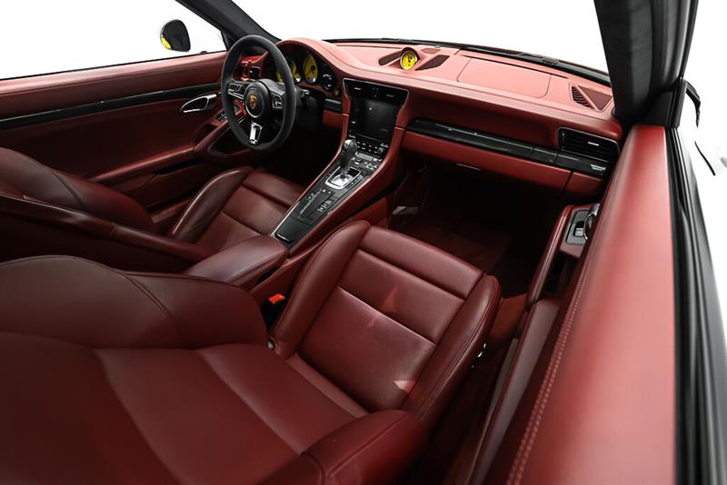Porsche 911 17