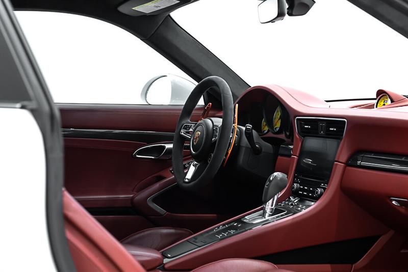 Porsche 911 18