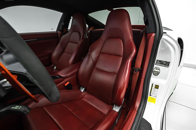Porsche 911 32