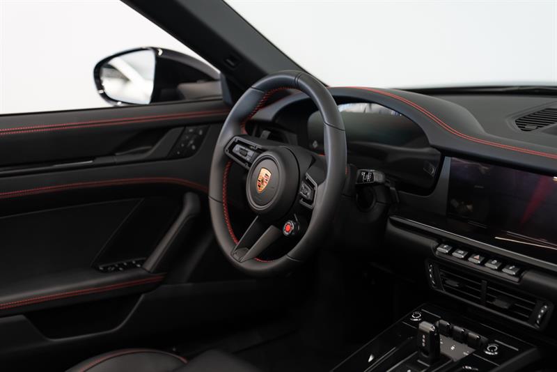 porsche 911 2025 - 11