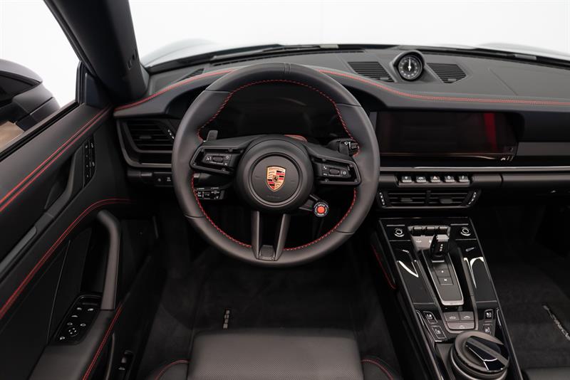 porsche 911 2025 - 13
