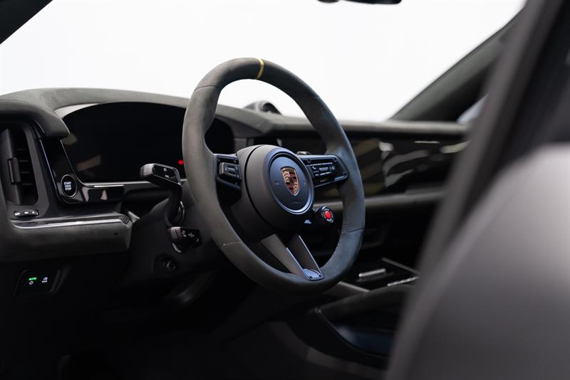 porsche Cayenne 2025 - 14