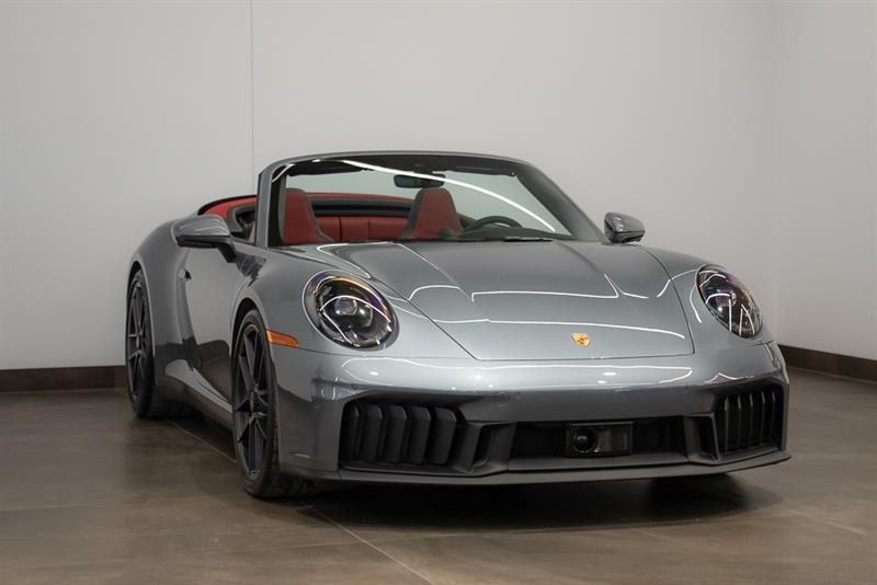 porsche 911 2025 - 2