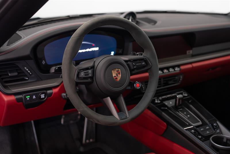 porsche 911 2025 - 13