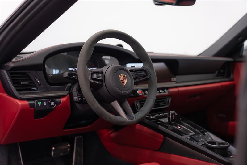 porsche 911 2025 - 15
