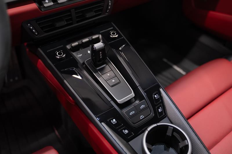 porsche 911 2025 - 17