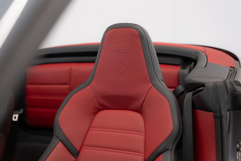 porsche 911 2025 - 20