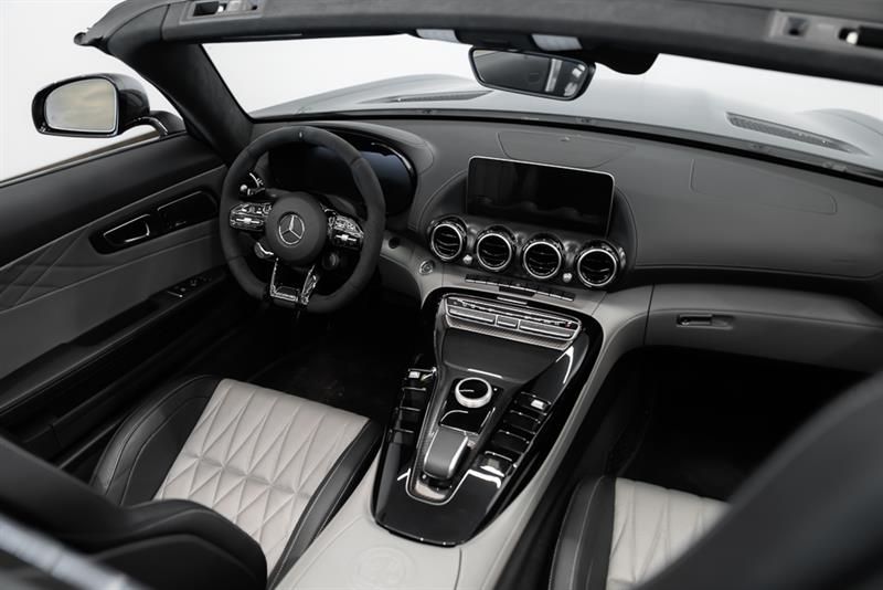 mercedes-benz GT AMG 2020 - 14