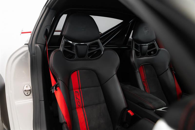 porsche 911 2018 - 19