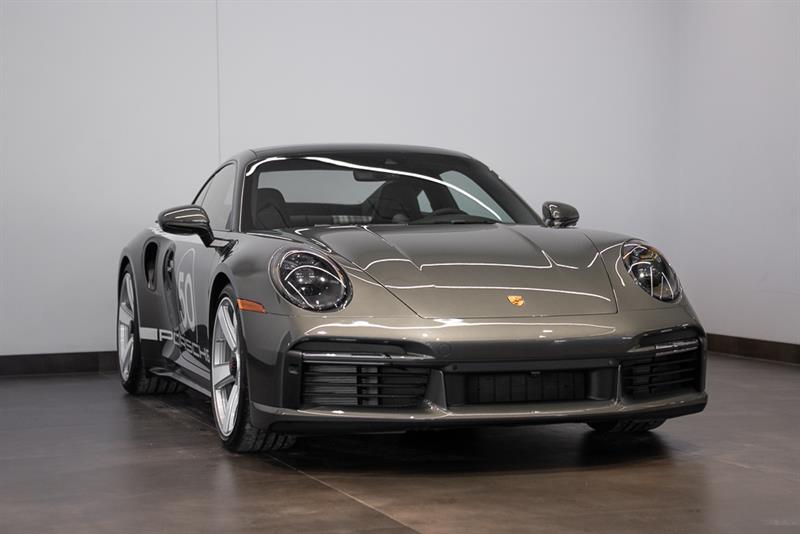porsche 911 2025 - 2