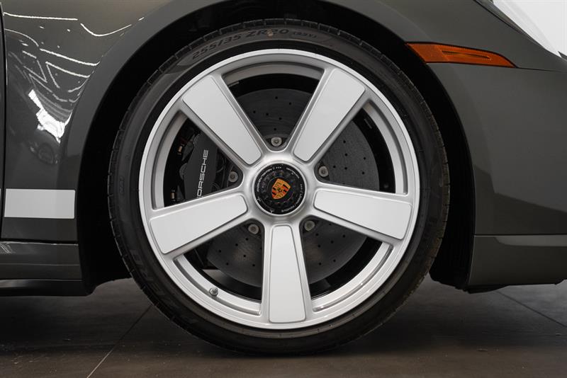 porsche 911 2025 - 25