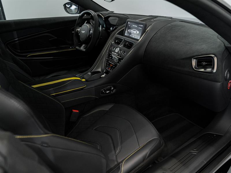 Aston Martin DBS 14