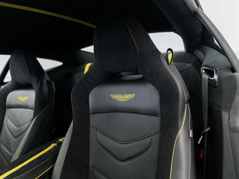 Aston Martin DBS 23