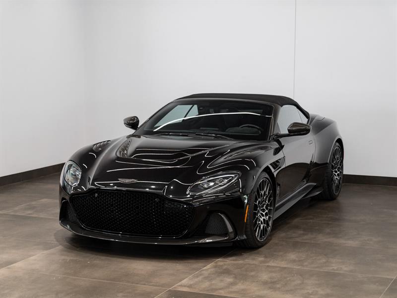 2023 Aston Martin DBS