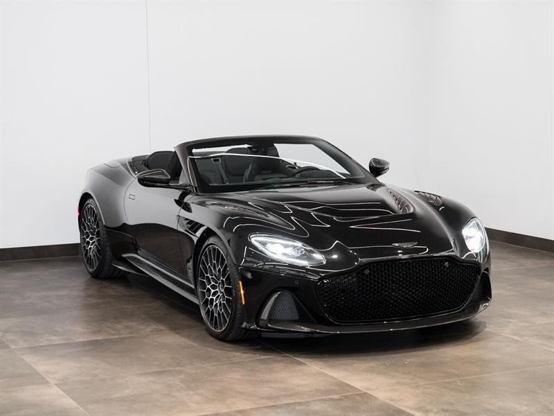 Aston Martin DBS 4