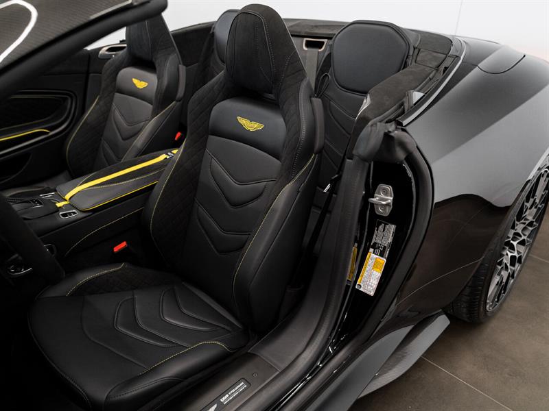 Aston Martin DBS 24