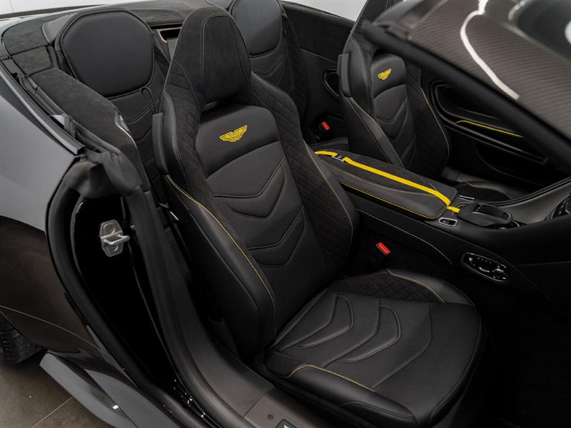 Aston Martin DBS 28