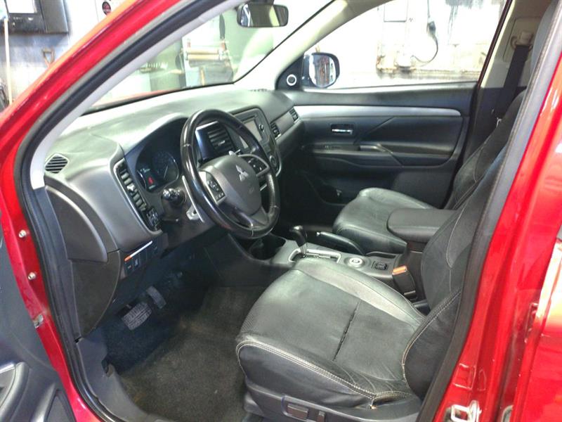 mitsubishi Outlander 2015 - 9