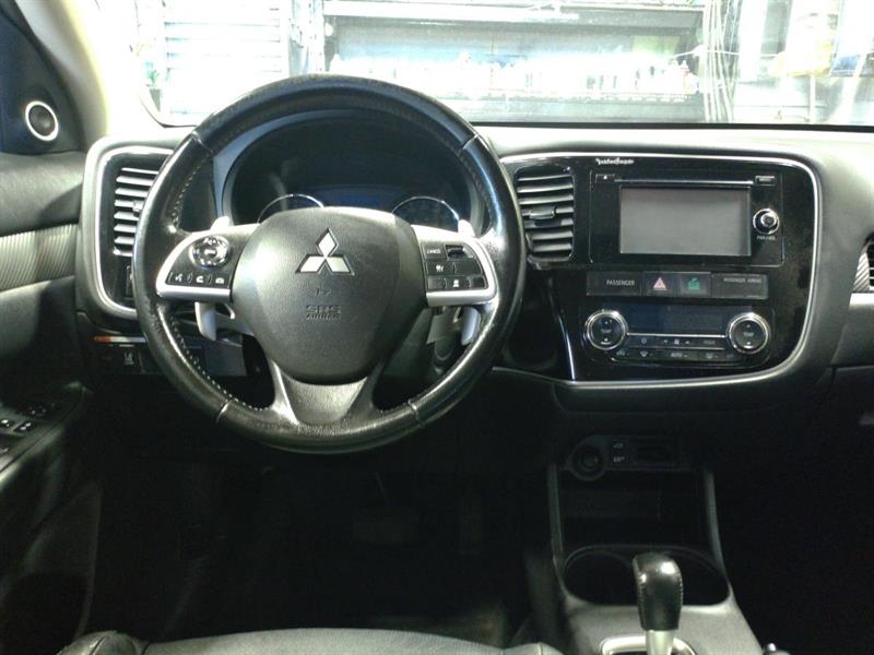 mitsubishi Outlander 2015 - 12
