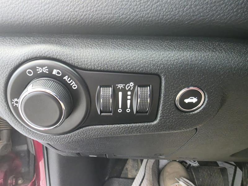 chrysler 200 2015 - 20