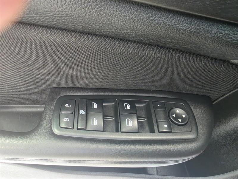 chrysler 200 2015 - 21