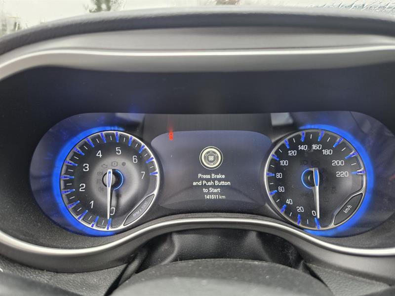chrysler Pacifica 2023 - 12