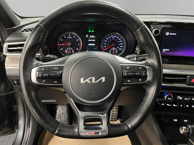 kia K5 2022 - 11