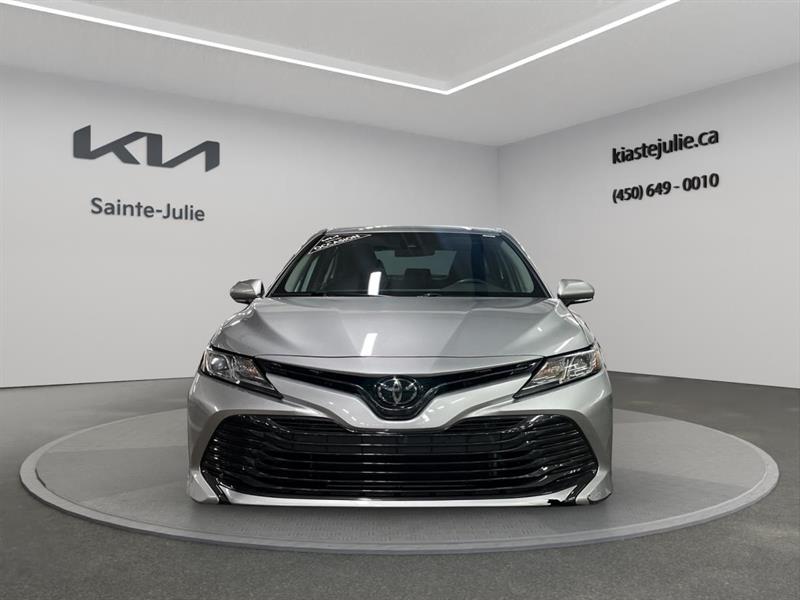 toyota Camry 2020 - 10